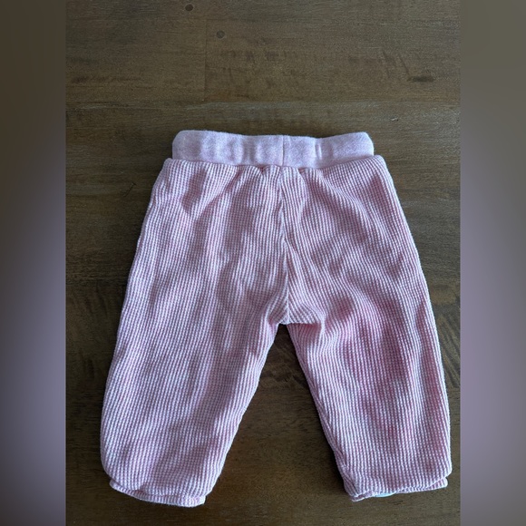 Babycottons Girl Mini Safari Waffle Cardigan and Joggers Set. 9 Month. - Picture 6 of 8